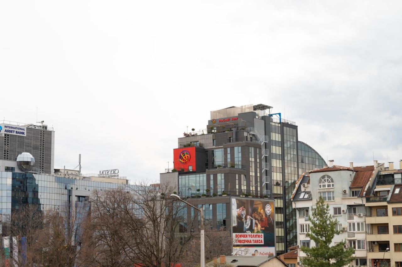 Sunny 1Bdr Apartment Near Center Sofia Exterior foto